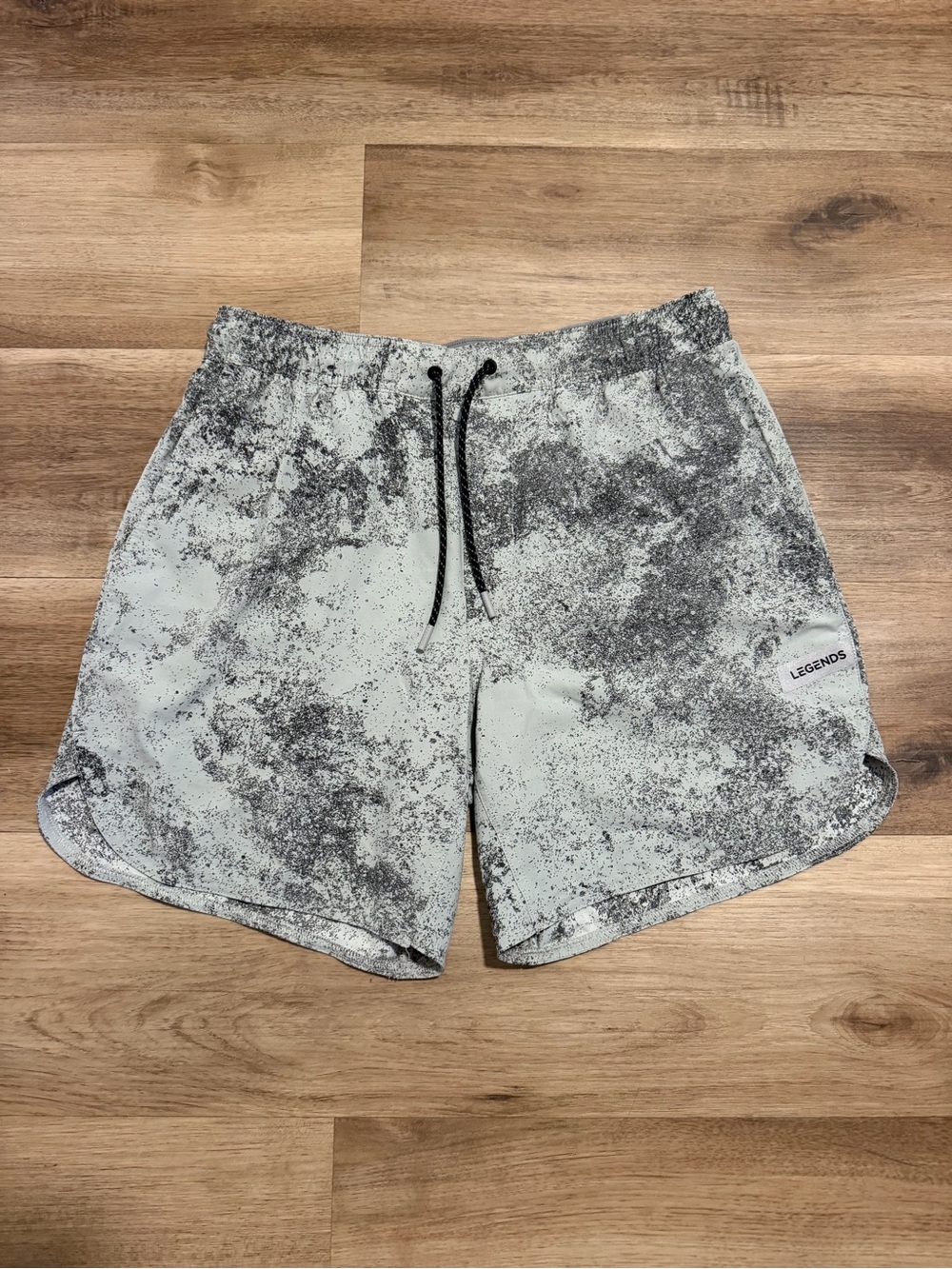 Legends Luka Shorts Mens Large Gray Black Granite Splatter Unlined  7” Inseam